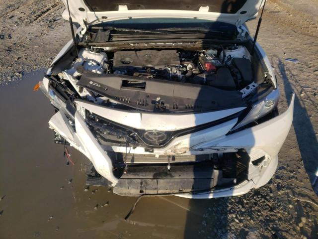 Photo 10 VIN: 4T1B11HK8JU014395 - TOYOTA CAMRY L 