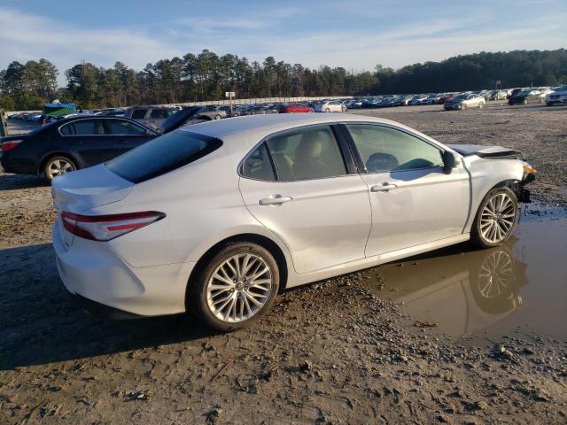 Photo 2 VIN: 4T1B11HK8JU014395 - TOYOTA CAMRY L 