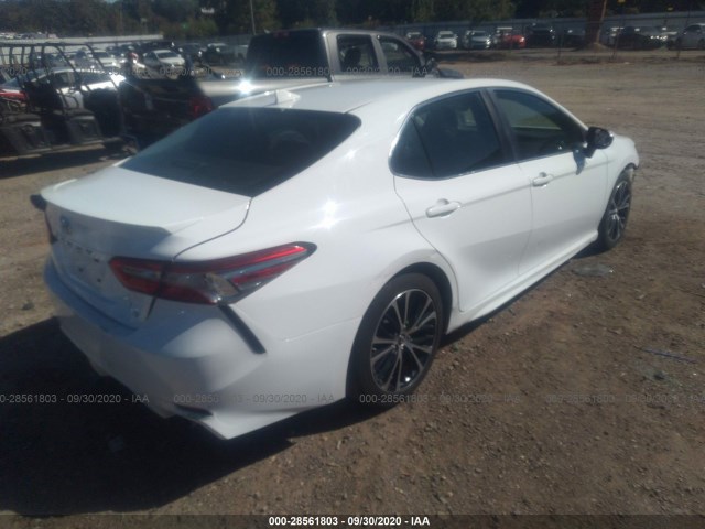 Photo 3 VIN: 4T1B11HK8JU024876 - TOYOTA CAMRY 