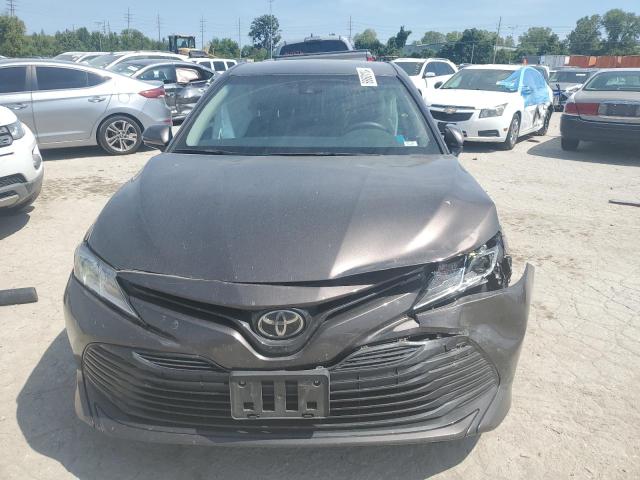 Photo 4 VIN: 4T1B11HK8JU027163 - TOYOTA CAMRY L 