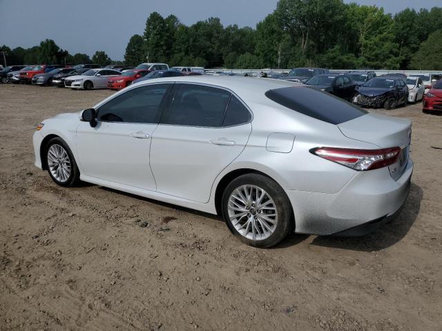 Photo 1 VIN: 4T1B11HK8JU030502 - TOYOTA CAMRY L 