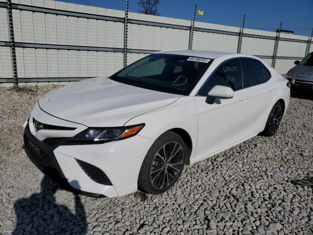 Photo 1 VIN: 4T1B11HK8JU031682 - TOYOTA CAMRY L 