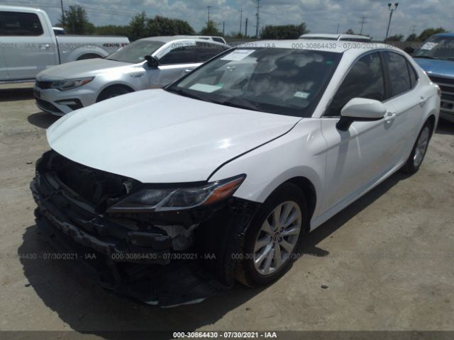 Photo 1 VIN: 4T1B11HK8JU041810 - TOYOTA CAMRY 