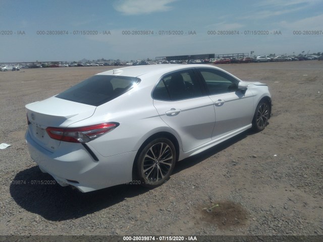 Photo 3 VIN: 4T1B11HK8JU055268 - TOYOTA CAMRY 