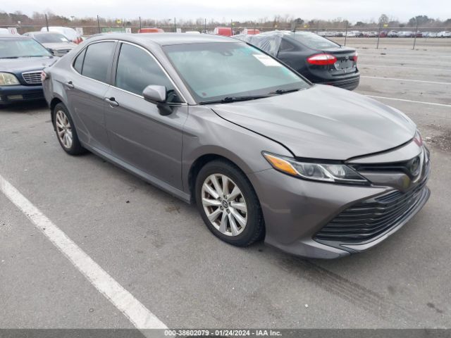 Photo 0 VIN: 4T1B11HK8JU063502 - TOYOTA CAMRY 