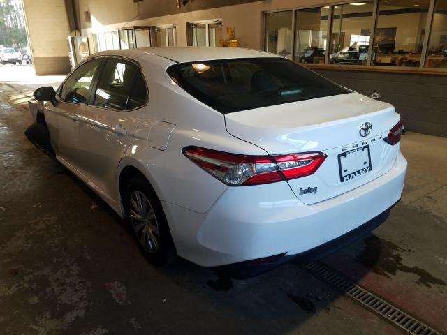 Photo 2 VIN: 4T1B11HK8JU067016 - TOYOTA CAMRY L 