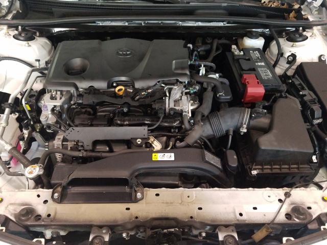 Photo 6 VIN: 4T1B11HK8JU067016 - TOYOTA CAMRY L 