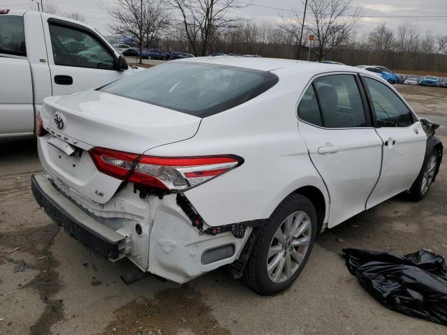 Photo 2 VIN: 4T1B11HK8JU073771 - TOYOTA CAMRY L 