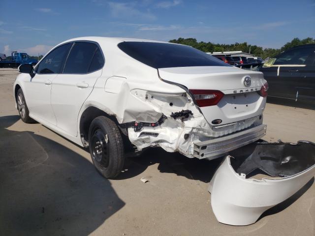 Photo 2 VIN: 4T1B11HK8JU078114 - TOYOTA CAMRY L 