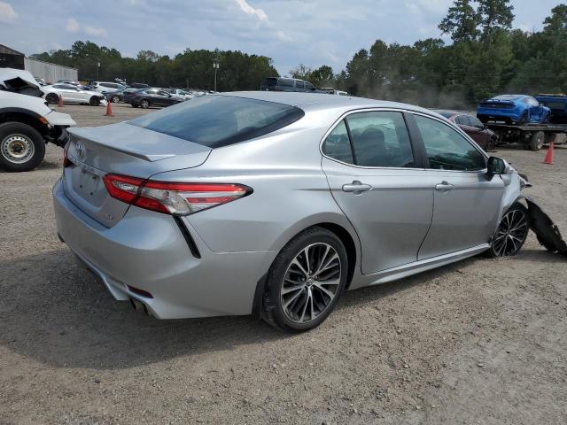 Photo 2 VIN: 4T1B11HK8JU085547 - TOYOTA CAMRY L 