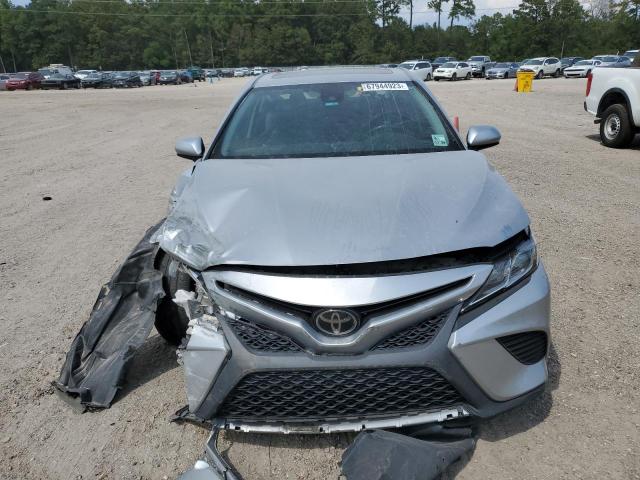 Photo 4 VIN: 4T1B11HK8JU085547 - TOYOTA CAMRY L 