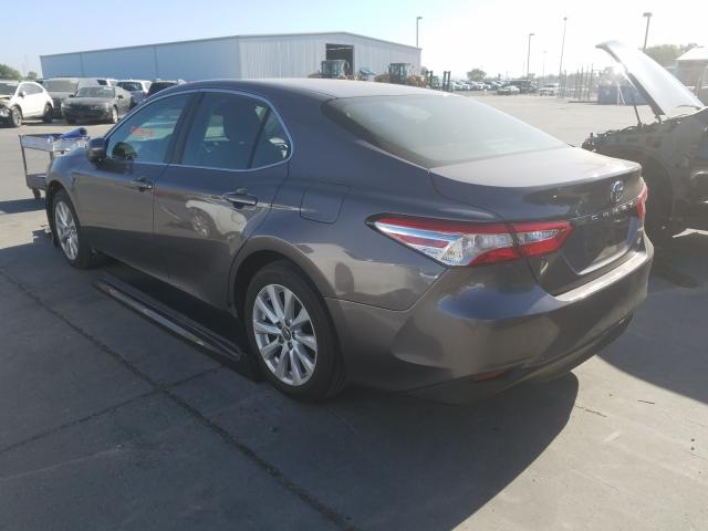 Photo 2 VIN: 4T1B11HK8JU090618 - TOYOTA CAMRY L 