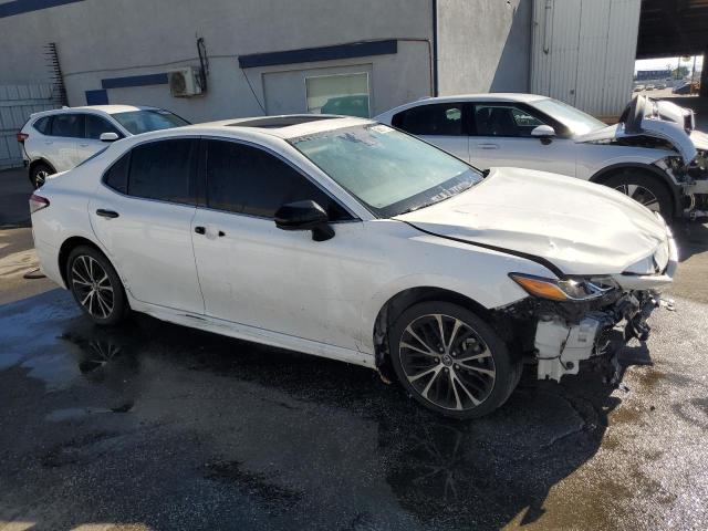 Photo 3 VIN: 4T1B11HK8JU097259 - TOYOTA CAMRY L 