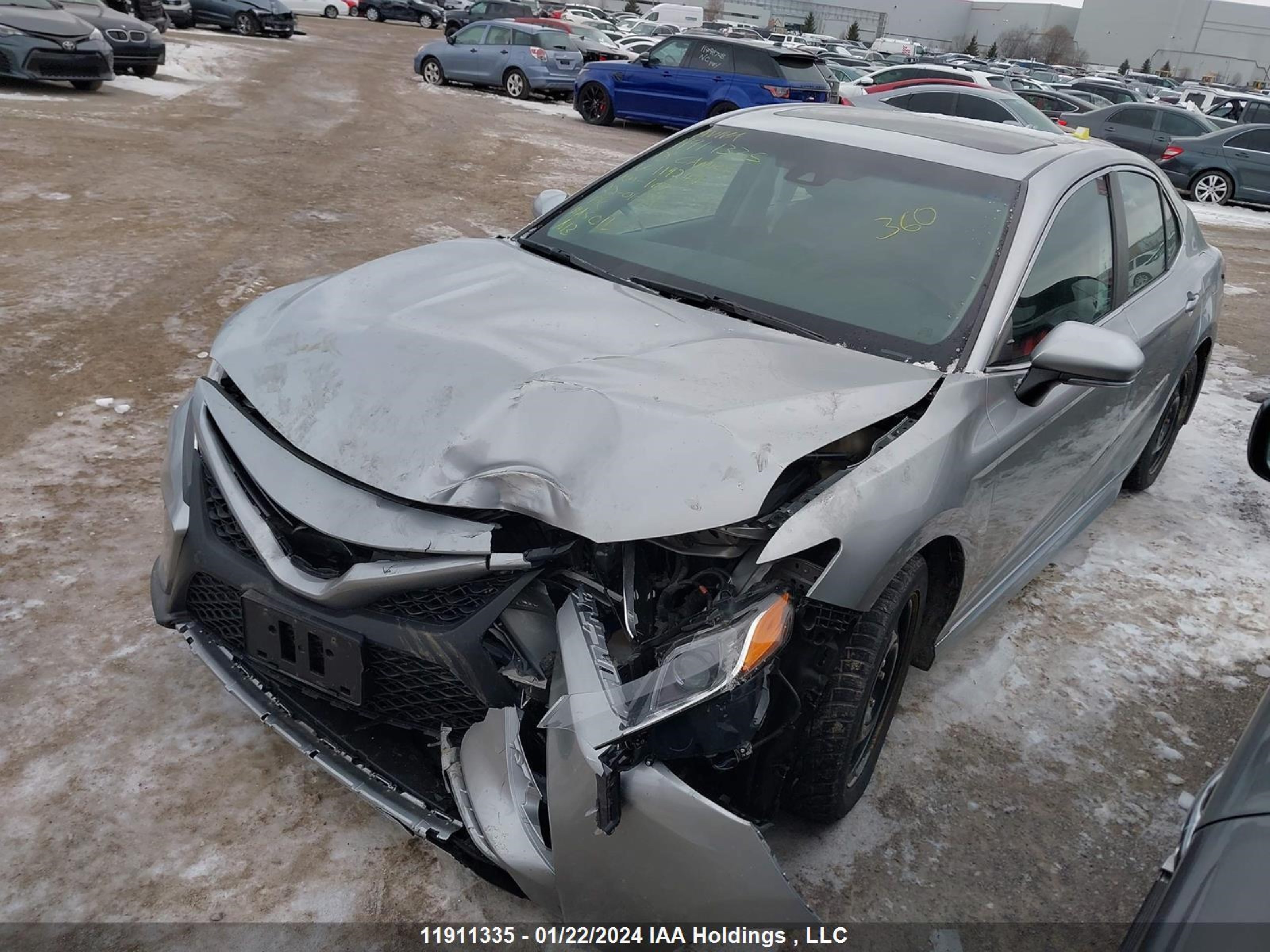 Photo 1 VIN: 4T1B11HK8JU119244 - TOYOTA CAMRY 