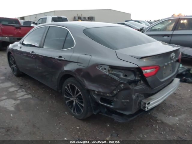 Photo 5 VIN: 4T1B11HK8JU129773 - TOYOTA CAMRY 