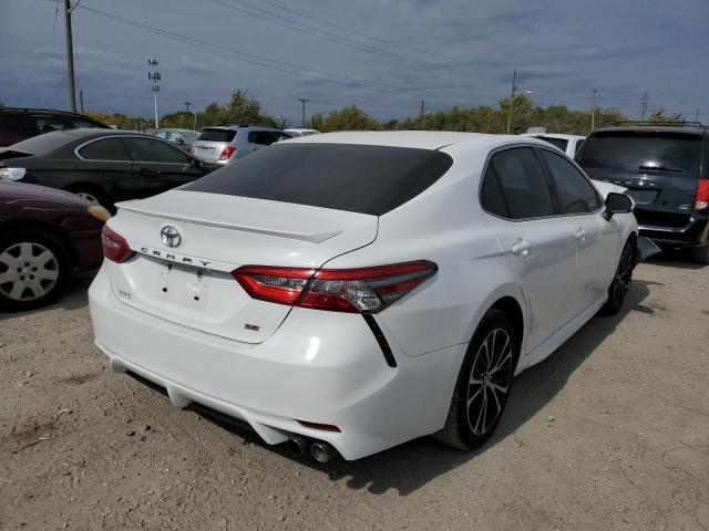 Photo 3 VIN: 4T1B11HK8JU131930 - TOYOTA CAMRY L 