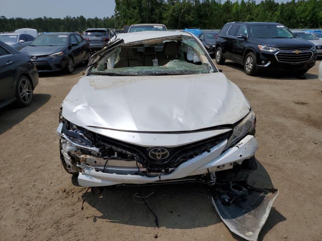 Photo 4 VIN: 4T1B11HK8JU134035 - TOYOTA CAMRY L 