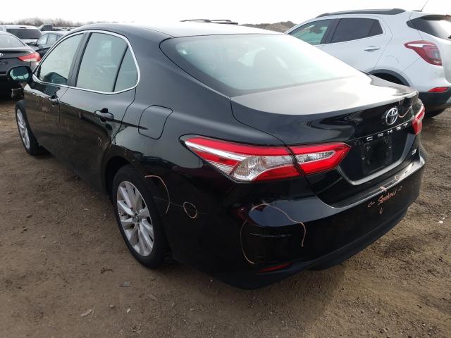 Photo 2 VIN: 4T1B11HK8JU145729 - TOYOTA CAMRY 