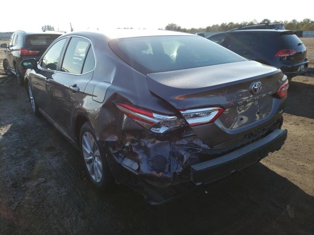 Photo 2 VIN: 4T1B11HK8JU145925 - TOYOTA CAMRY L 