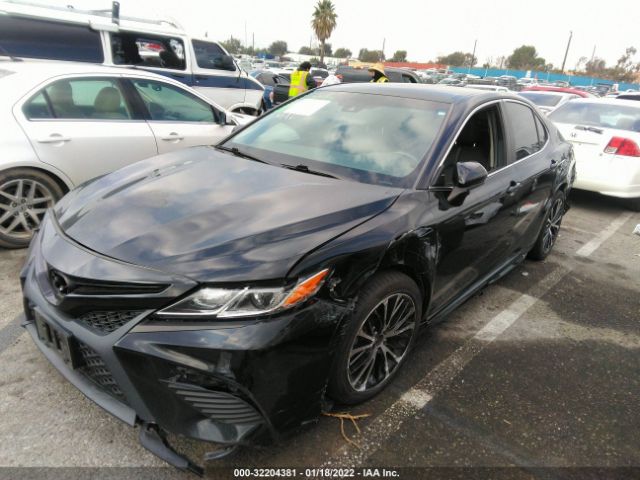 Photo 1 VIN: 4T1B11HK8JU153152 - TOYOTA CAMRY 