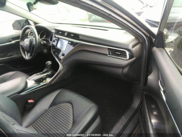 Photo 4 VIN: 4T1B11HK8JU153152 - TOYOTA CAMRY 