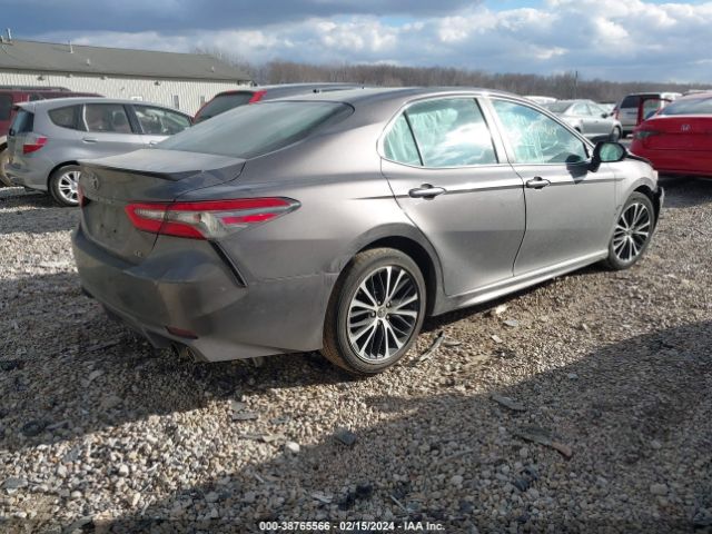 Photo 3 VIN: 4T1B11HK8JU524813 - TOYOTA CAMRY 