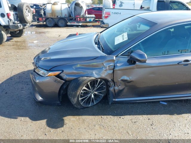 Photo 5 VIN: 4T1B11HK8JU547864 - TOYOTA CAMRY 