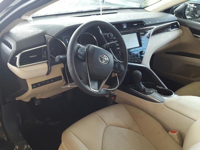 Photo 8 VIN: 4T1B11HK8JU563630 - TOYOTA CAMRY L 