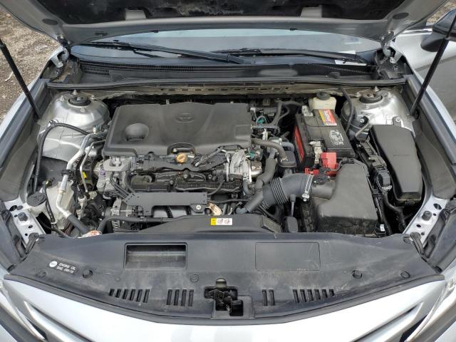 Photo 10 VIN: 4T1B11HK8JU567824 - TOYOTA CAMRY 