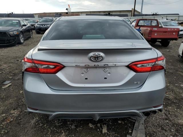 Photo 5 VIN: 4T1B11HK8JU567824 - TOYOTA CAMRY 