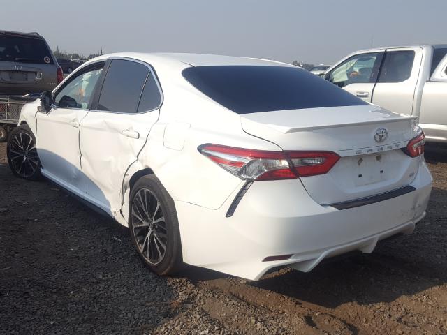 Photo 2 VIN: 4T1B11HK8JU573798 - TOYOTA CAMRY L 