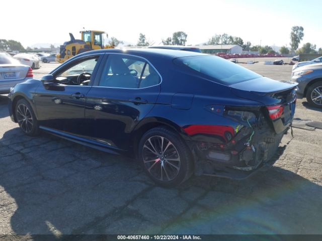 Photo 2 VIN: 4T1B11HK8JU583375 - TOYOTA CAMRY 