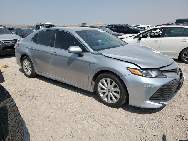 Photo 3 VIN: 4T1B11HK8JU584624 - TOYOTA CAMRY L 