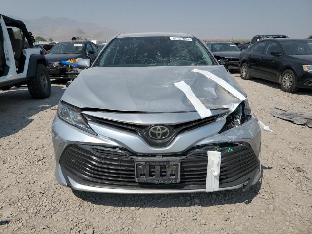 Photo 4 VIN: 4T1B11HK8JU584624 - TOYOTA CAMRY L 