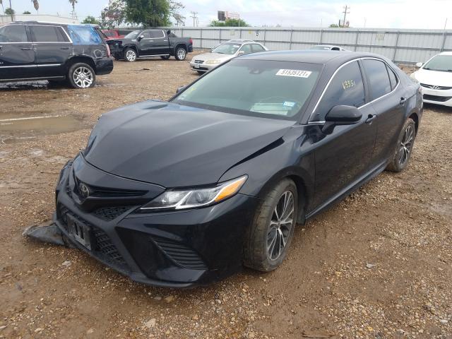 Photo 1 VIN: 4T1B11HK8JU588141 - TOYOTA CAMRY L 