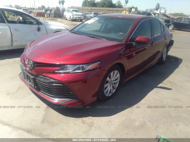 Photo 1 VIN: 4T1B11HK8JU589077 - TOYOTA CAMRY 