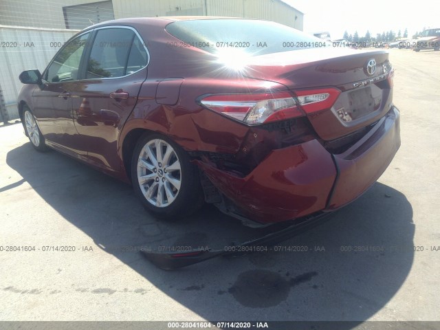 Photo 5 VIN: 4T1B11HK8JU589077 - TOYOTA CAMRY 