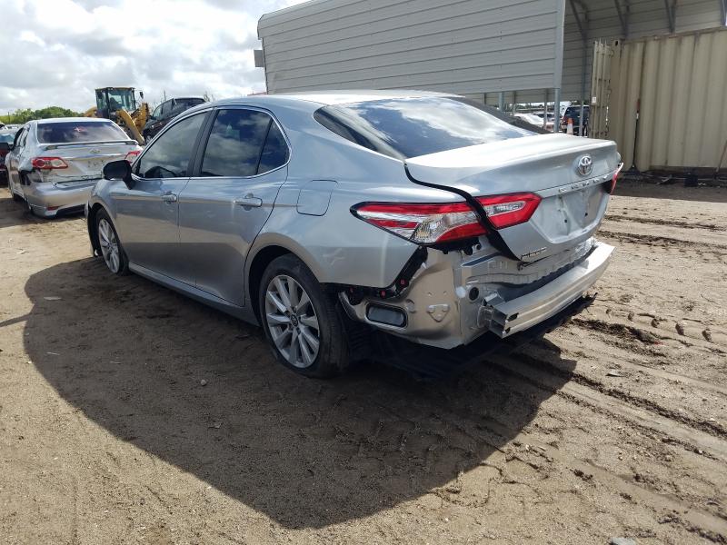 Photo 2 VIN: 4T1B11HK8JU595316 - TOYOTA CAMRY L 