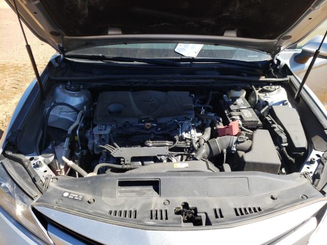 Photo 6 VIN: 4T1B11HK8JU597213 - TOYOTA CAMRY L 