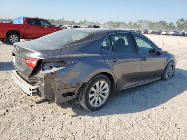 Photo 2 VIN: 4T1B11HK8JU597387 - TOYOTA CAMRY L 