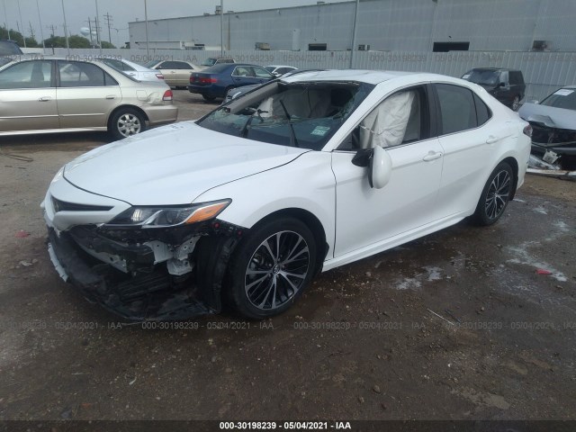 Photo 1 VIN: 4T1B11HK8JU600868 - TOYOTA CAMRY 