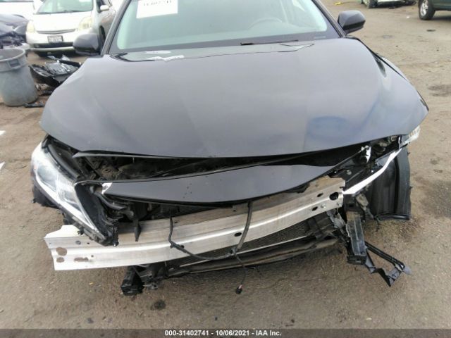 Photo 5 VIN: 4T1B11HK8JU602023 - TOYOTA CAMRY 