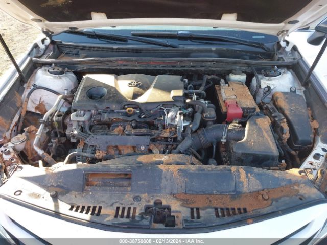 Photo 9 VIN: 4T1B11HK8JU605777 - TOYOTA CAMRY 