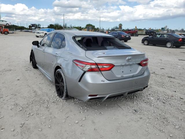 Photo 2 VIN: 4T1B11HK8JU610655 - TOYOTA CAMRY L 