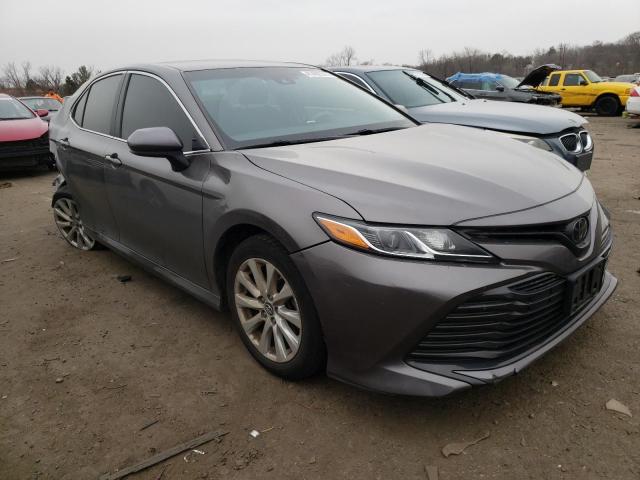 Photo 3 VIN: 4T1B11HK8JU613684 - TOYOTA CAMRY 