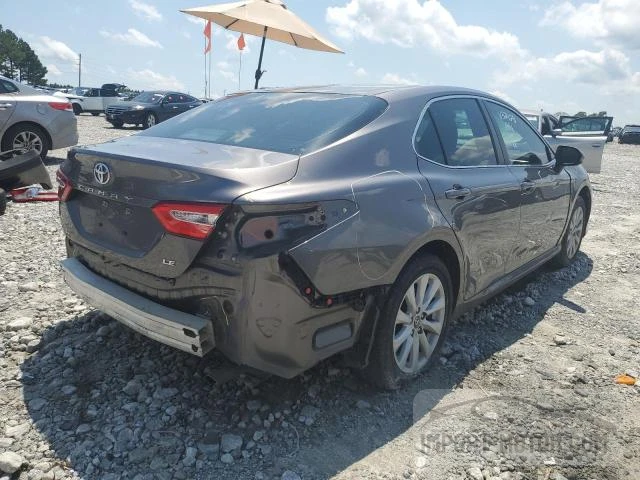 Photo 2 VIN: 4T1B11HK8JU632428 - TOYOTA CAMRY 