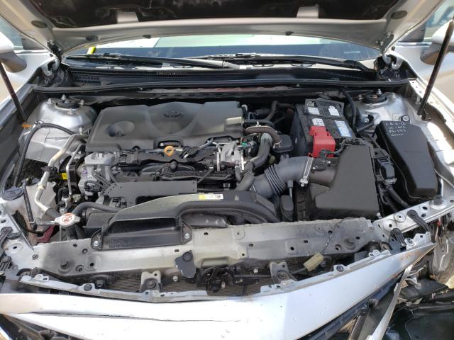 Photo 6 VIN: 4T1B11HK8JU634406 - TOYOTA CAMRY L 