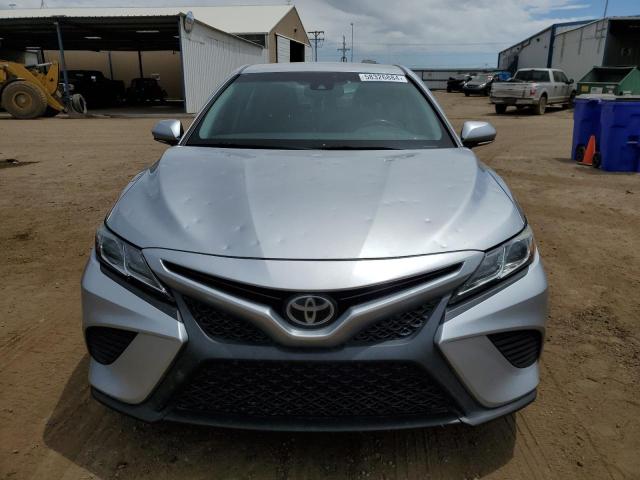 Photo 4 VIN: 4T1B11HK8JU640836 - TOYOTA CAMRY 