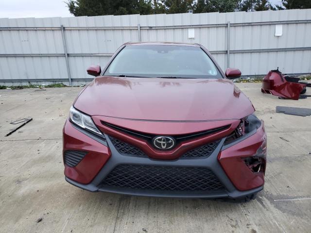 Photo 4 VIN: 4T1B11HK8JU654901 - TOYOTA CAMRY L 