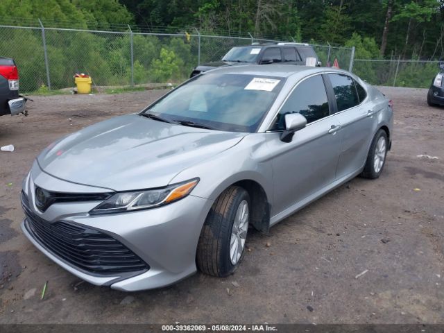 Photo 1 VIN: 4T1B11HK8JU655448 - TOYOTA CAMRY 